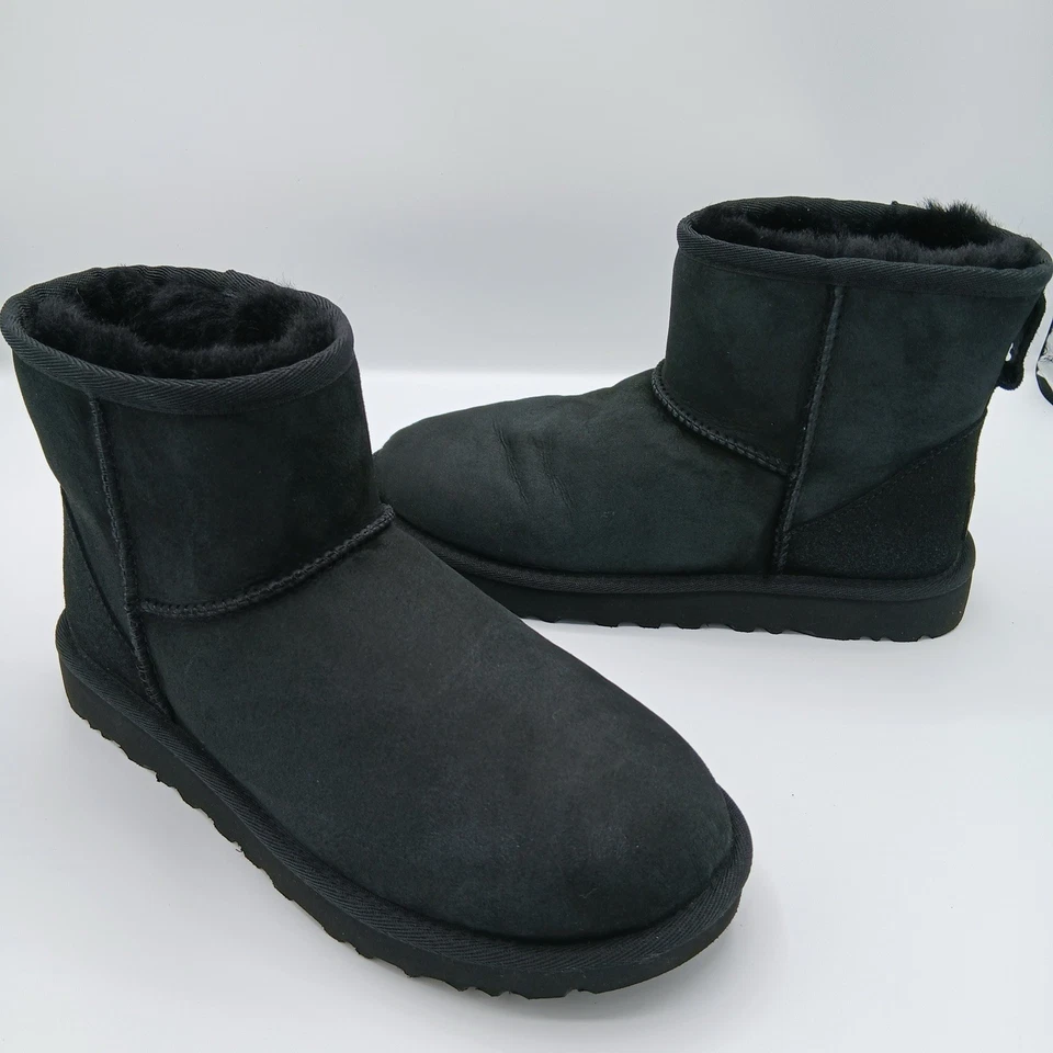 UGG Classic Mini, foto 1 di 5