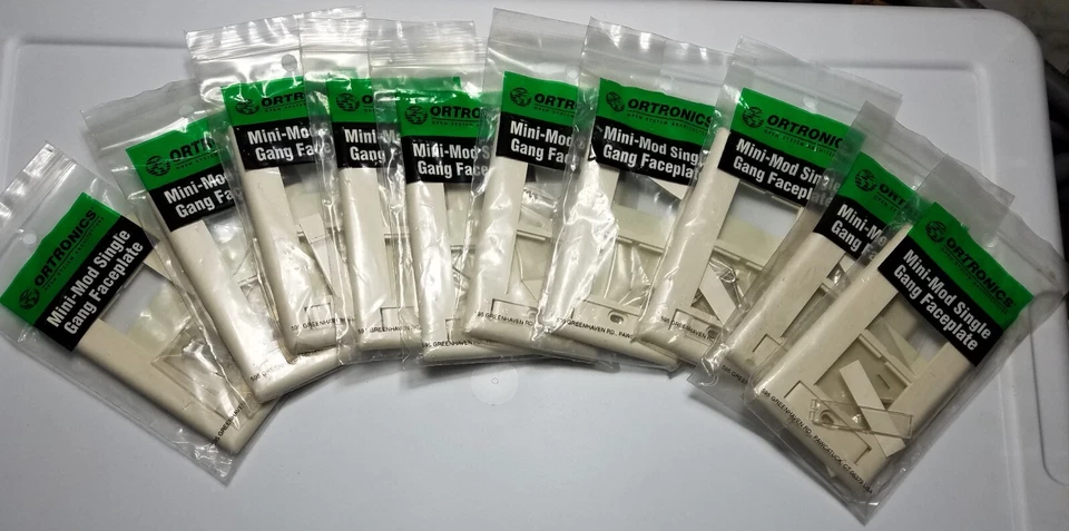 10-Pack  Ortronics Single Gang Mini-Mod Faceplate  Fog White - Image 3 of 4