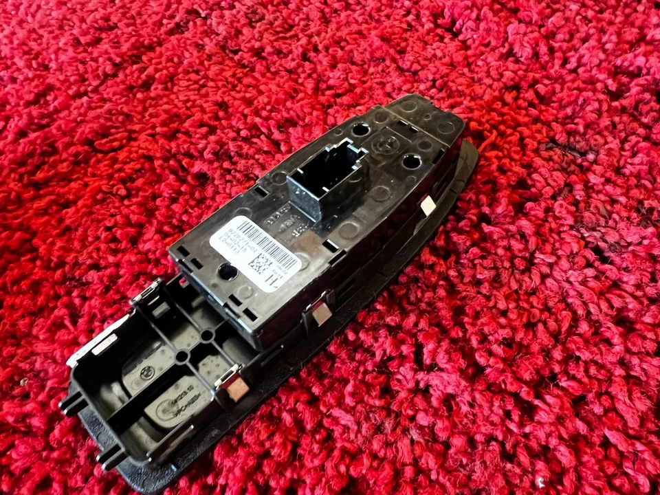 BMW 2014-2020 F32 F82 DELANTERO IZQUIERDO LADO CONDUCTOR VENTANA PRINCIPAL INTERRUPTOR OEM 75MK Foto 4 de 4