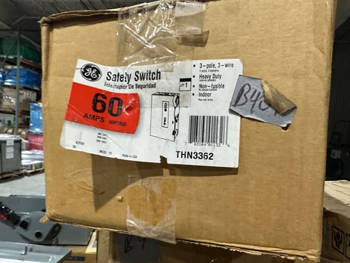 NEW GE SAFETY SWITCH DISCONNECT THN3362 60 Amp 600v 3 Phase Non Fusible Nema 1