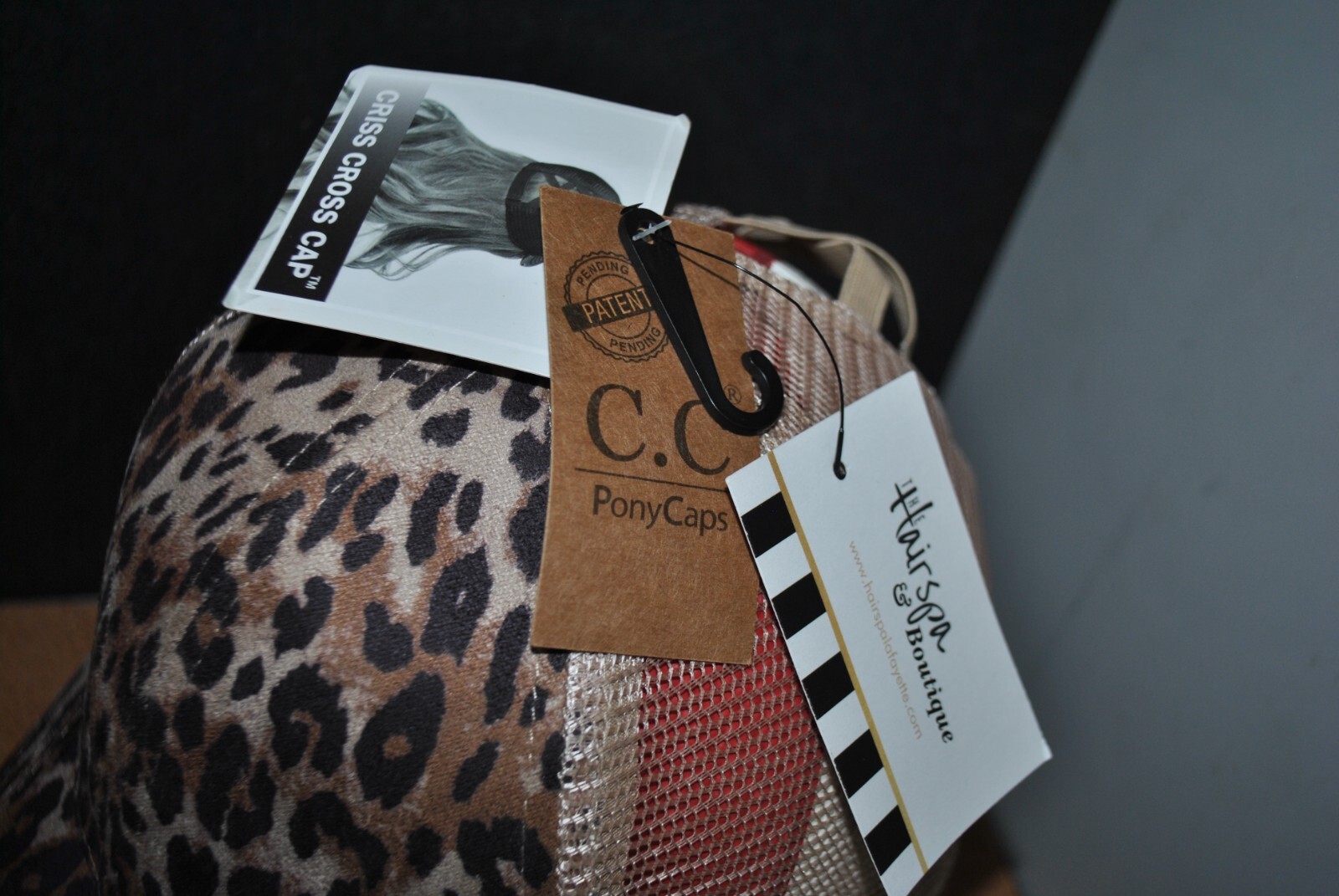 NUOVO CC Stampa Leopardata con Rete Posteriore Baseball PONY Cappello CRISS CROSS Donna