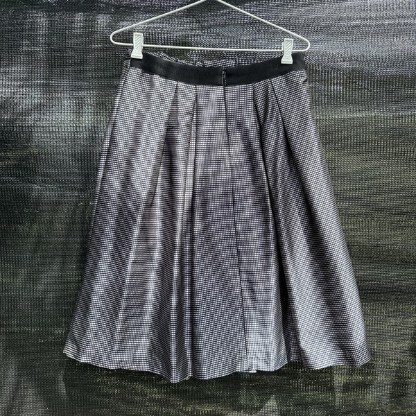 Veronika Maine Skirt Woman’s Size 8 Beige Navy Check Pleated A-Line