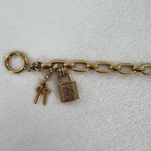 Juicy Couture Locket and Keys Bracelet - Picture 9 of 14
