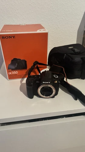 Sony alpha A350 Body DSLR-A350, sehr guter Zustand, extra Zubehörpaket - Bild 1 von 4