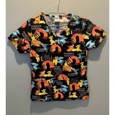DISNEY The Lion King Hakuna Matata Short Sleeve Scrub Top Women  s XS