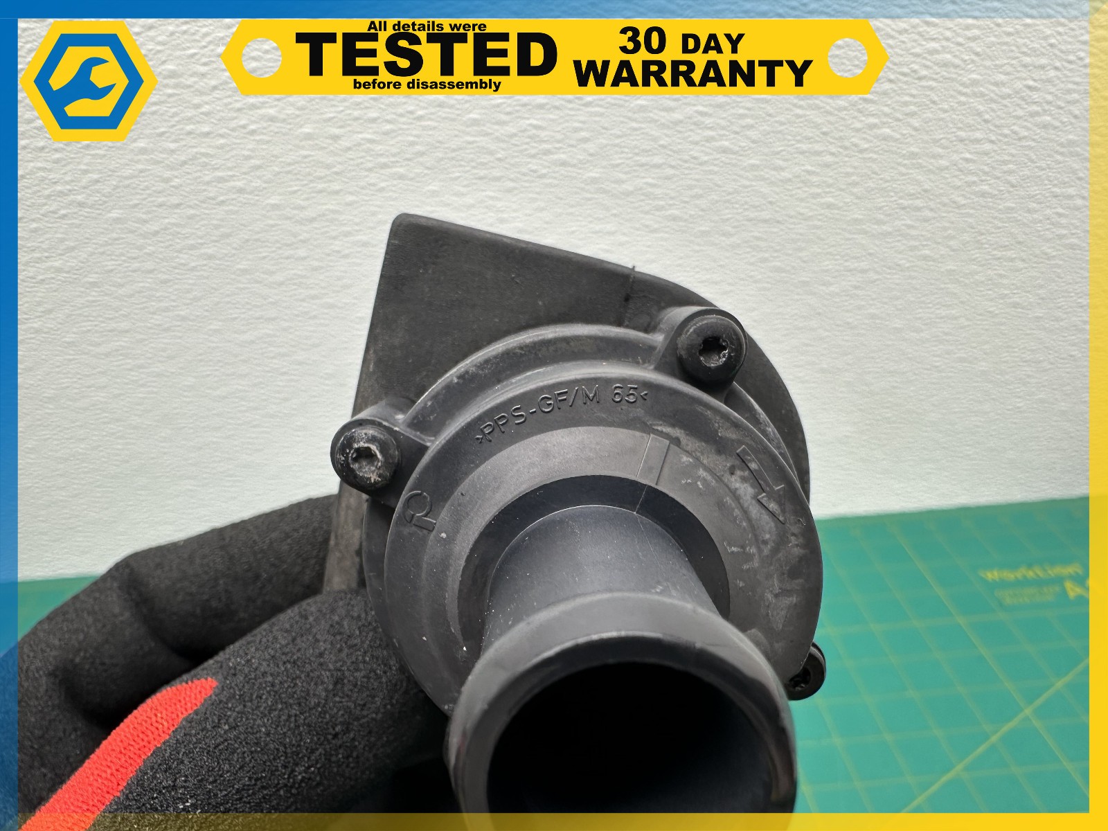 06-12 BENTLEY Flying Spur AUXILIARY WATER COOLANT PUMP OEM