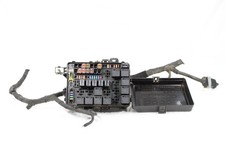 14-17 Maserati Ghibli M157 Engine Fuse Box Battery Relay Assembly 670008649 OEM