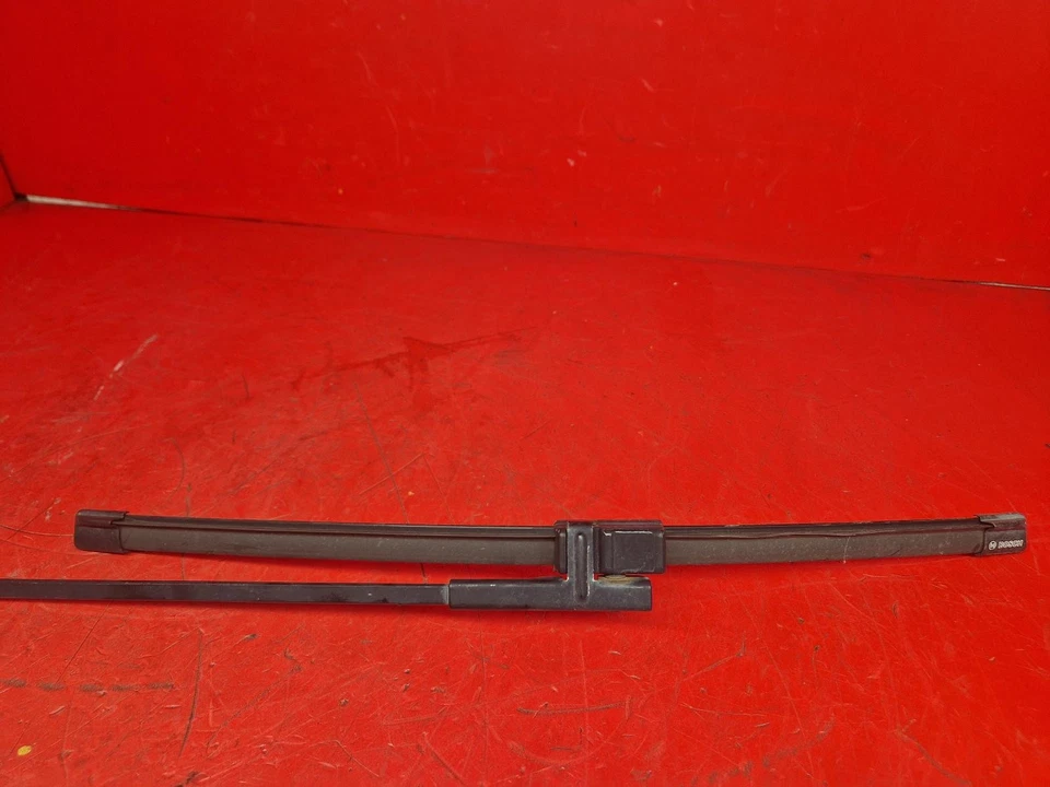 Brazo limpiaparabrisas delantero izquierdo volkswagen polo 2004 escotilla 3 puertas Foto 4 de 4