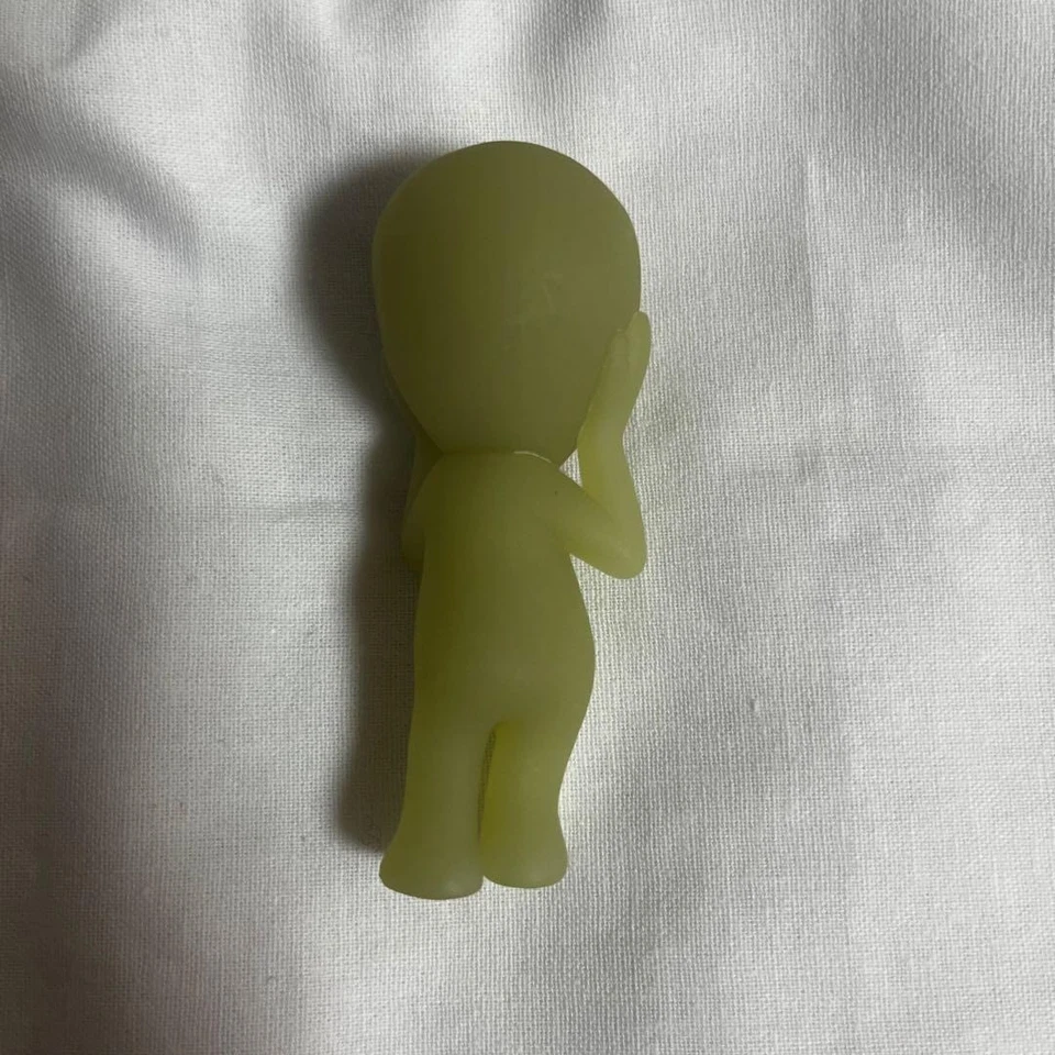 Rare Smiski Series 1 Secret “The Scream” Figure Glow in the Dark Japan - Image 2 of 2