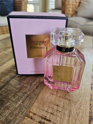 Victoria's Secret Bombshell Women s Eau de Parfum - 1.7 Ounce