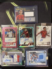 30 Soccer Cards Lot - Guaranteed 1 Auto&4 Numbered! chance of big hit-MysteryMix