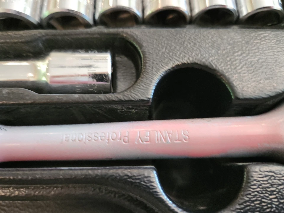 Vintage Stanley Professional 12 pcs 1/2" Drive Standard Socket Set USA 85-427 - Image 2 of 4