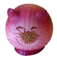 Home Grown by Enesco 2005 Seagull Decor #4004840 Red Onion Cat Figurine