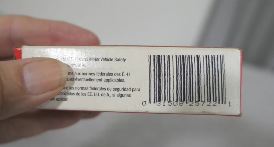 НОВАЯ свеча зажигания на запчасти Motorcraft Ford AGSP32C - Изображение 3 из 4