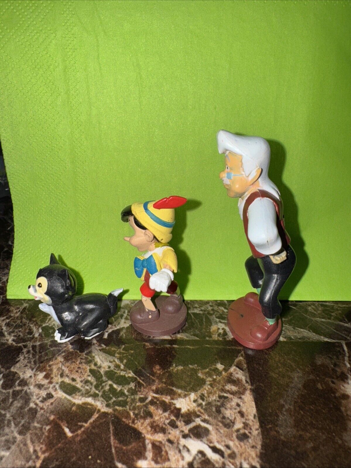 Picture 2 of 9