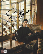 TEO YOO SIGNED 'PAST LIVES' 8x10 MOVIE PHOTO 2 KOREAN ACTOR BECKETT BAS COA TEO YOO SIGNED 'PAST LIVES' 8x10 MOVIE PHOTO 2 KOREAN ACTOR BECKETT BAS COA