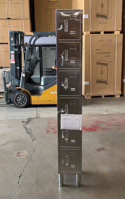 Clearance NSF 6 Door Stainless Steel Locker assembled 103969L0310