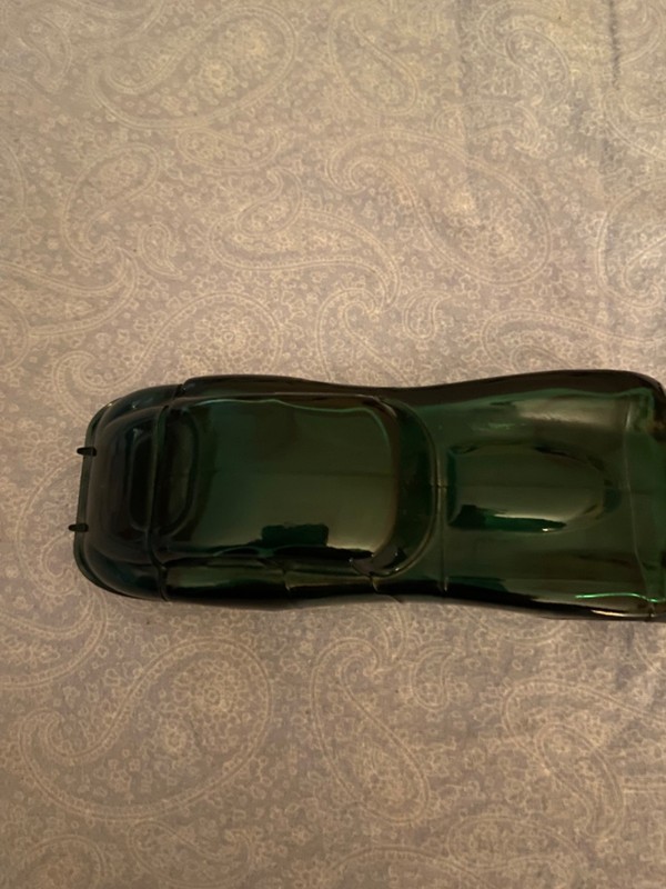 AVON Jaguar Car Decanter Deep Woods After Shave 5 oz Green Bottle empty bottle