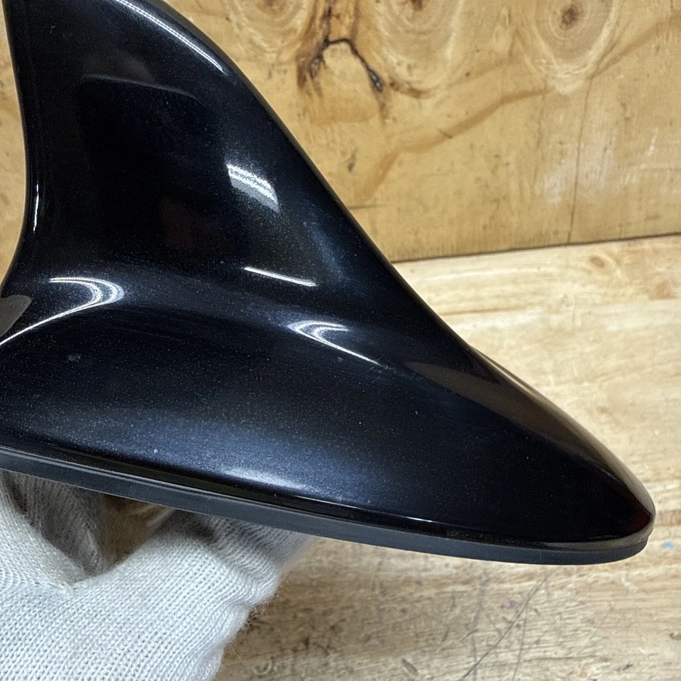 2011-2015 Hyundai Sonata Antenna Shark Fin 96210-4R100AA OEM — 第 3/4 张图片