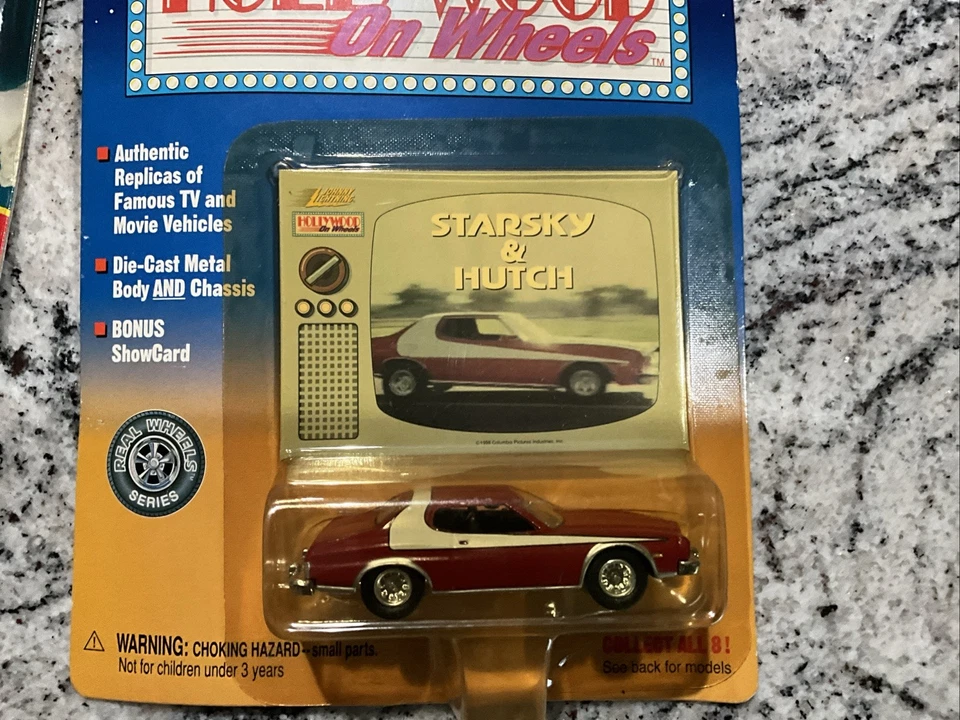 Lot Of 3 Johnny Lightning Hollywood Wheels Munsters Starsky Hutch, Austin Powers - Image 3 of 4