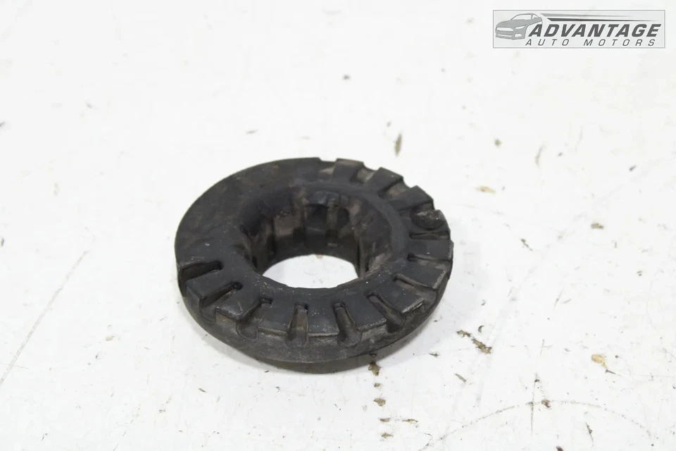 GMC TERRAIN 2018-2024 trasero derecho o izquierdo inferior muelle helicoidal aislador montaje OEM Foto 3 de 4