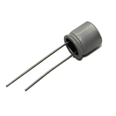2X A755KS108M0JAAE013 Kondensator: Polymer 1000uF 6,3VDC ESR: 13mΩ A755 THT ±20%