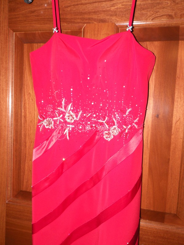 LeMonde Gown, Formal, Cocktail, Wedding, Long Red Beaded Dress Size 8
