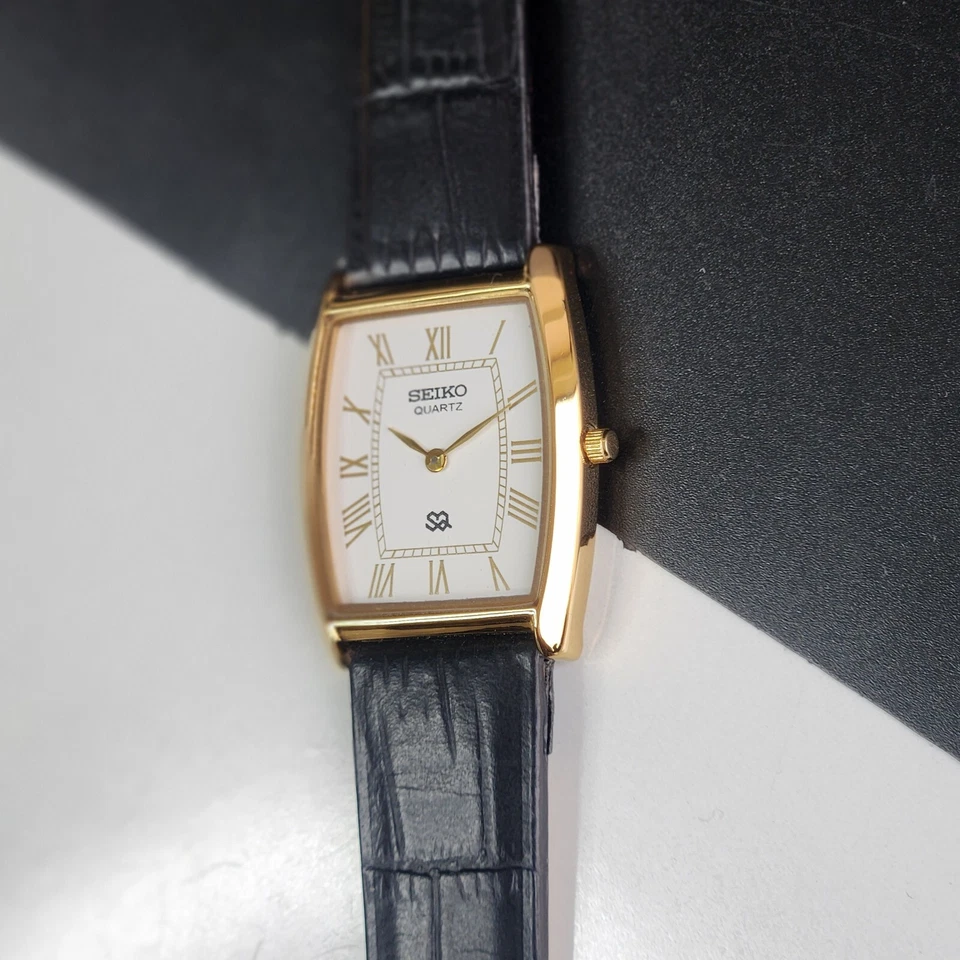 Vintage Seiko Slim Quartz White Face Gentlemen's Wrist Watch - FREE SHIPPING - Image 4 of 4