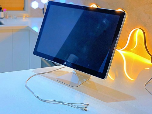 Apple A1267 Cinema Display Monitor 24"#A1478 - Picture 9 of 11