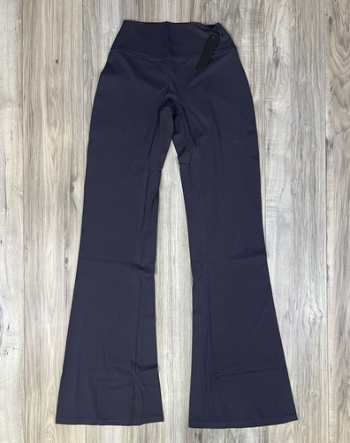 Oner Active SoftMotion Flared Bottoms In True Blue, Women’s Small Regular Length - Imagen 3 de 14