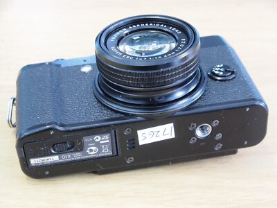 FUJIFILM Fuji X10 12MP Digital Camera. stock No. U17265 | eBay UK