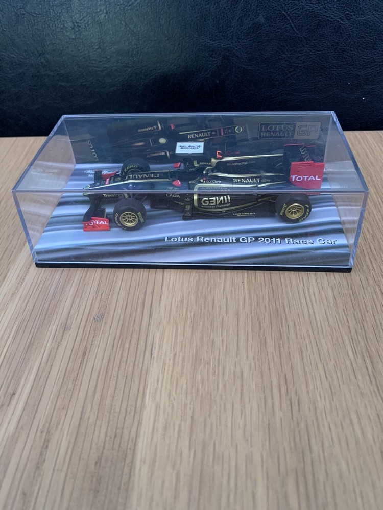 Minichamps 1/43 Scale Die Cast Model Lotus Renault GP 2011 Race Car - Black