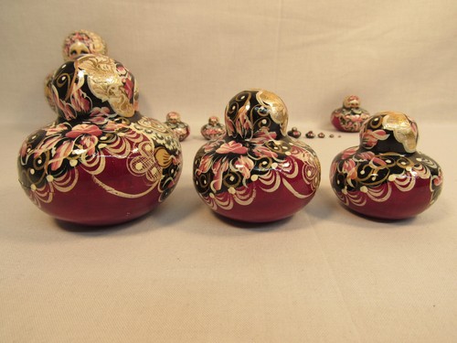 15 Piece Matryoshka Nesting Doll Set Hand Made Painted Russia 4 1/4" Red Gold - Picture 16 of 18