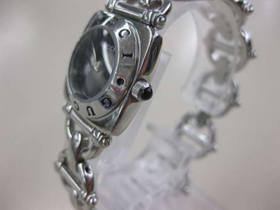 GUCCI 6400L Silver Swiss Made White Dial Watch Vintage Quartz