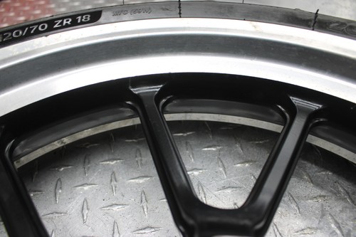 2012 HARLEY-DAVIDSON SPORTSTER XL883 CUSTOM FRONT TIRE/RIM T18X3.50MT 120/70ZR17 - Picture 20 of 24