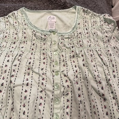 Aria Collection Sm.Long Sleeve Nightgown  Green With Flowers Cottage