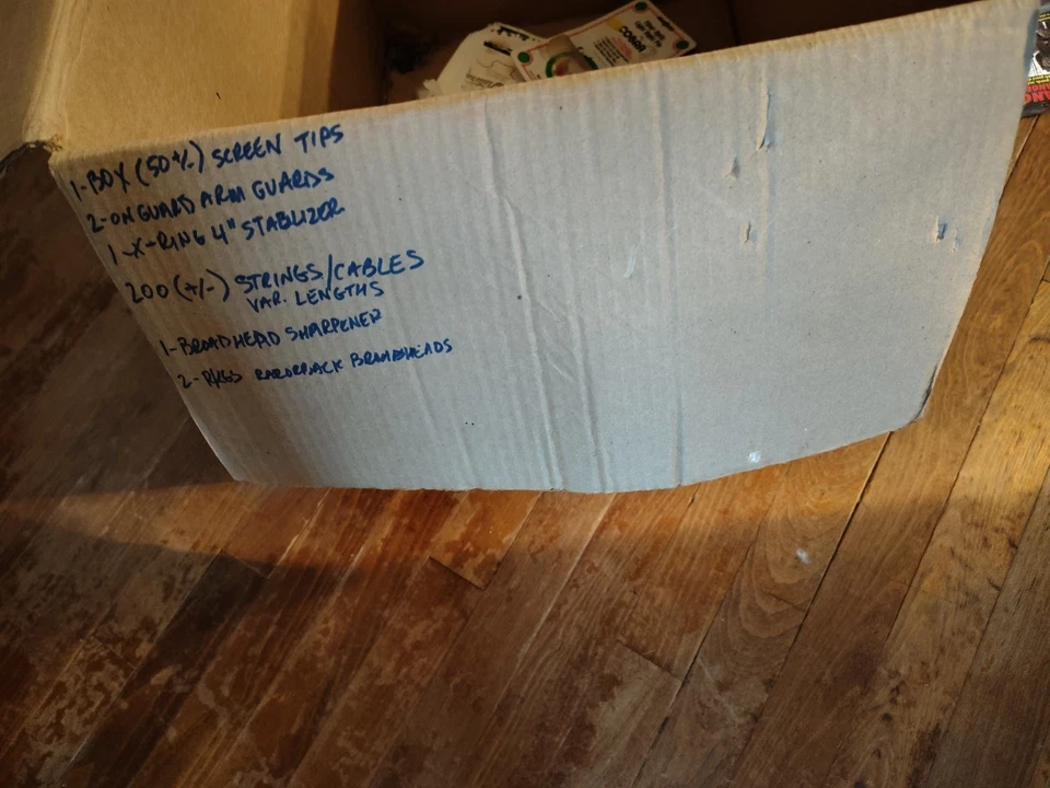 Lote de caza de tiro con arco absolutamente loco Nos Hoyt Cobra Savage Sights Etc arco micro Foto 3 de 4