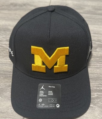Michigan Wolverines Nike SnapBack Adjustable hat Navy Color