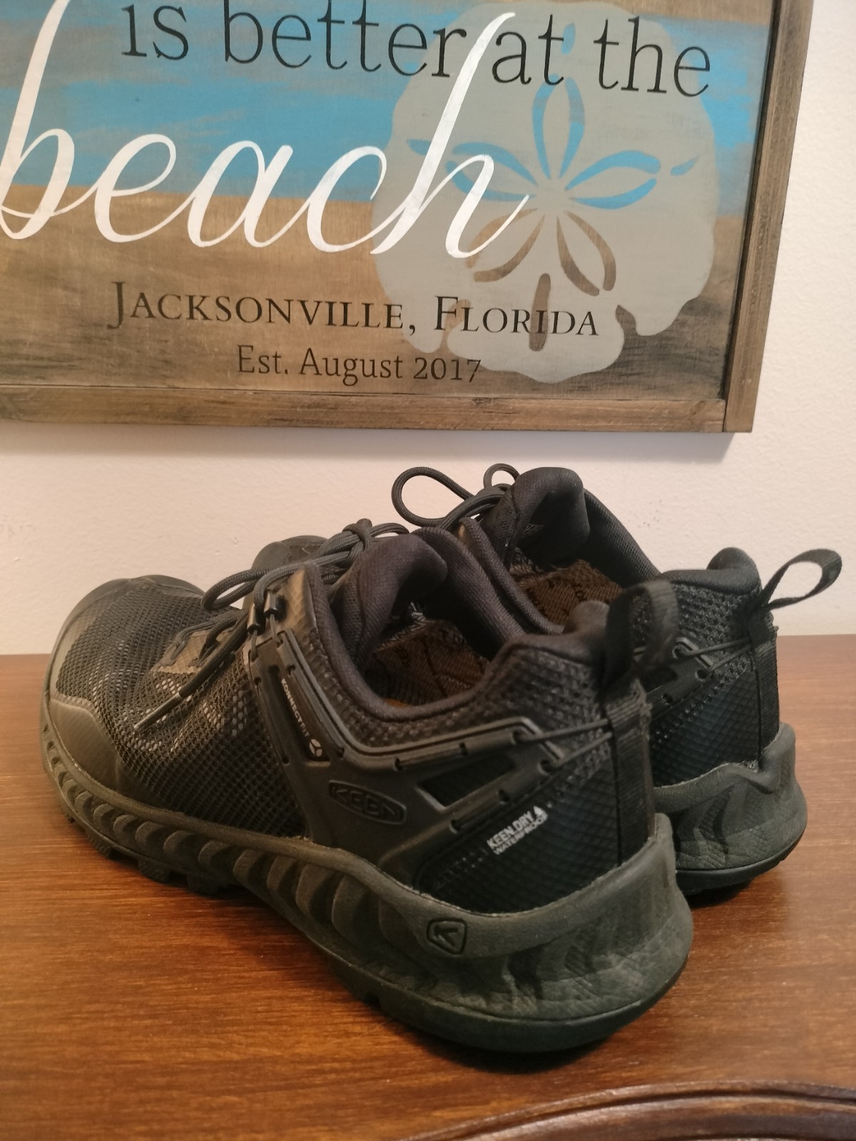 Scarpe uomo KEEN impermeabili nere taglia 9 affascinanti infradito