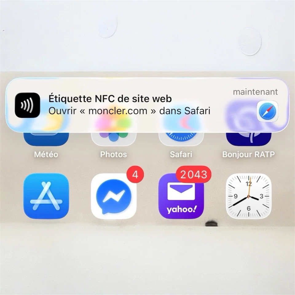 Doudoune Maya Moncler Noir Brillante Taille L pour femme et Homme neuf - Photo 4/4