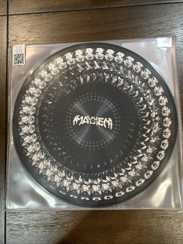 Lady Gaga – Mayhem – MAYHEM 188 Zoetrope Vinyl 2x Picture Disc LP - Picture 2 of 2