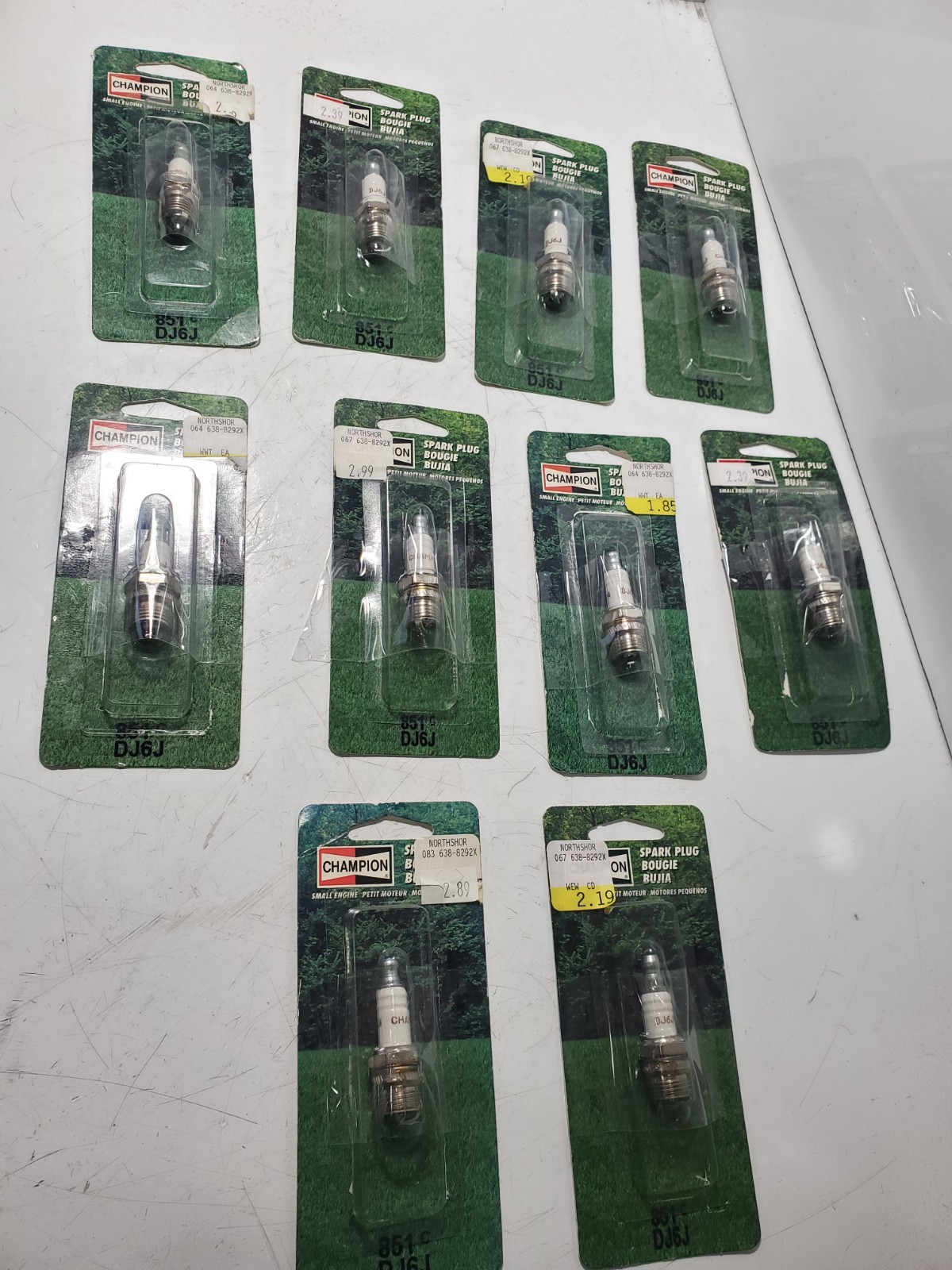 10 Champion Spark Plug DJ6J 851C NOS