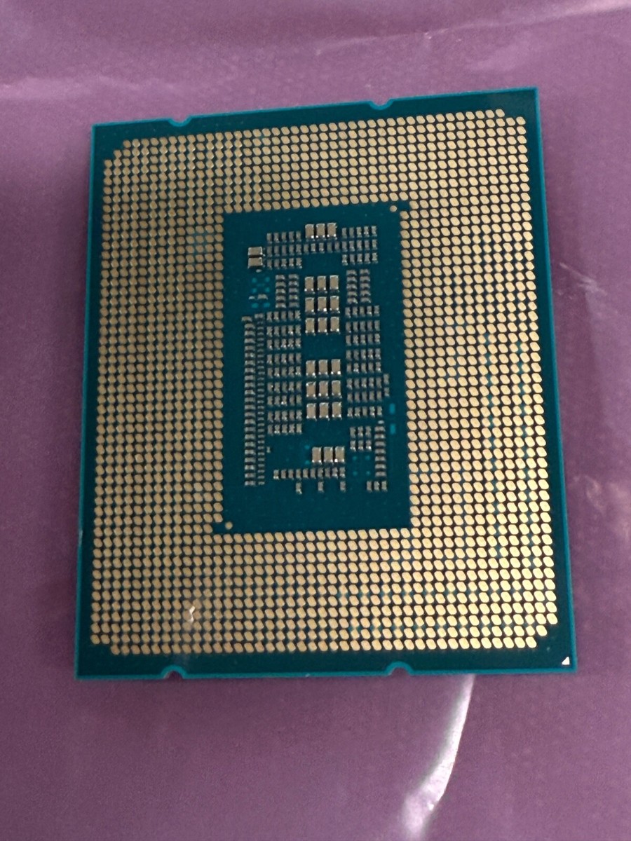 CPU Intel Core i7-12700KF SRL4P Intel Core i7-12700KF Desktop Processor 12 (8P+4E) Cores up