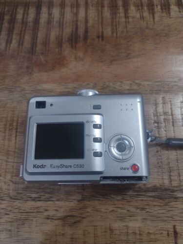Kodak Easyshare C530 Damage To Battery Cover Untested *Read* - Picture 2 of 7
