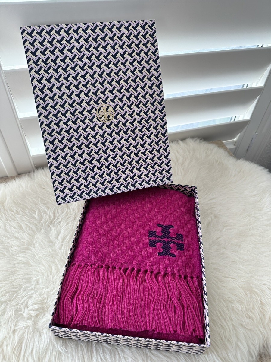 Tory Burch WHIPSTITCH WOVEN T SCARF Merino Wool in Fuchsia