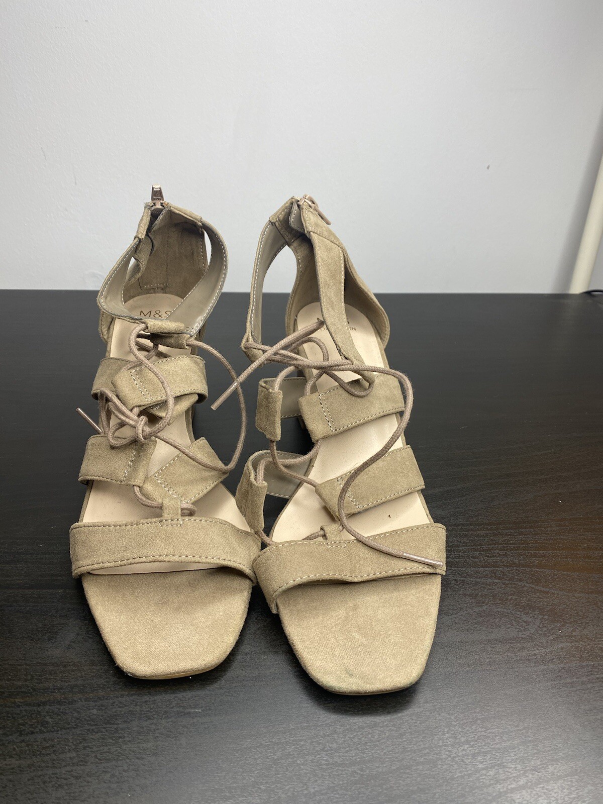 APL Sandali con tacco a blocco gladiatore Marks & Spencer taglia UK 6 neutri nuovi con etichette