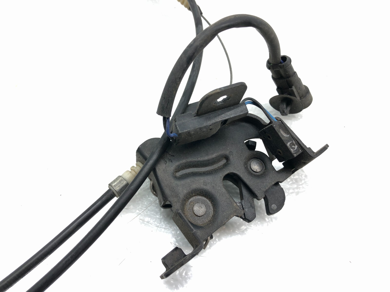 2014-2017 MASERATI GHIBLI S Q4 FRONT HOOD LOCK LATCH W/ CABLE OEM.