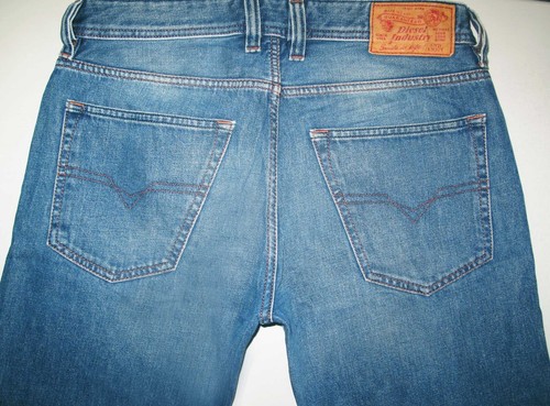 * HEISS Herren DIESEL LARKEE RELAXED 823C STRAIGHT Denim Jeans 32 x 32 (Passform 32 x 32,5) - Bild 8 von 12
