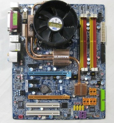 Gigabyte GA-P35-DS4 - Ultra Durable 2 mit CPU Intel Core 2 Quad / LGA775