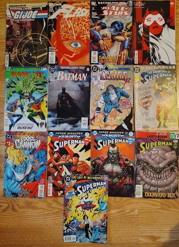 Superman In Action Comics # 700, annuals , more ... set of 13 mostly DC Comics - Picture 2 of 2